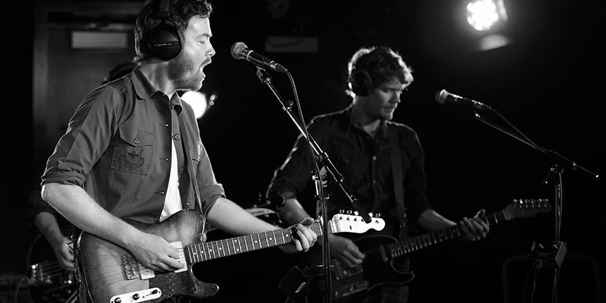 Photo of Fast Romantics performing live